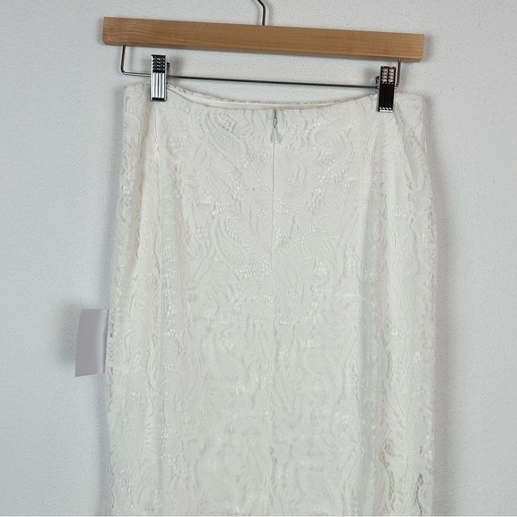 NWT Lulu’s Lace Wedding Dress Strapless White Simple Elegant Small - Picture 6 of 14